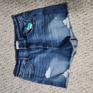 Never worn Women's high-rise denim shorts